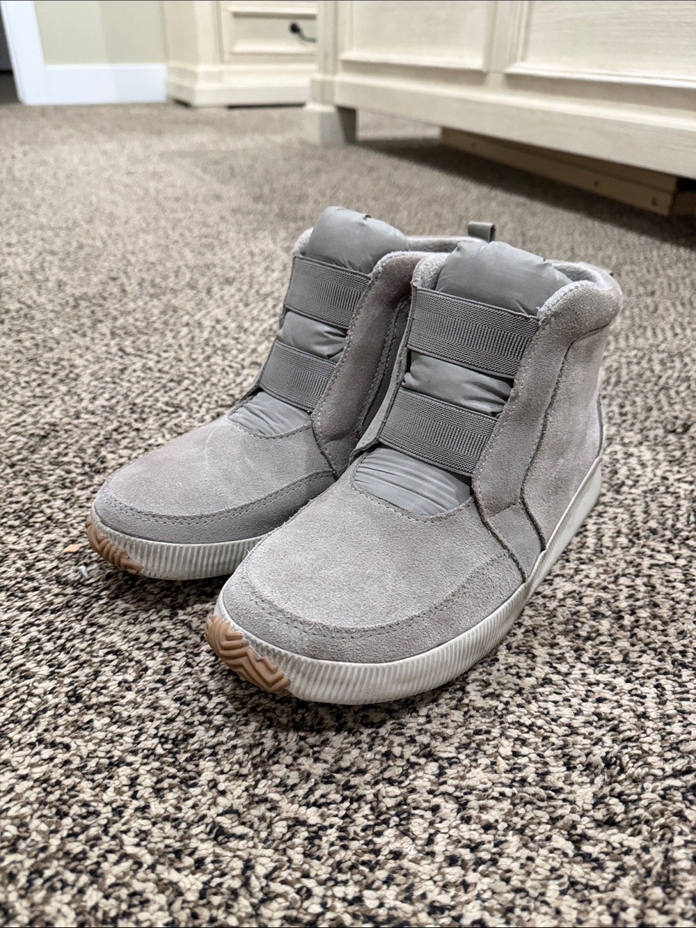 Sorel Kids High-Top Sneakers in Light Gray Suede